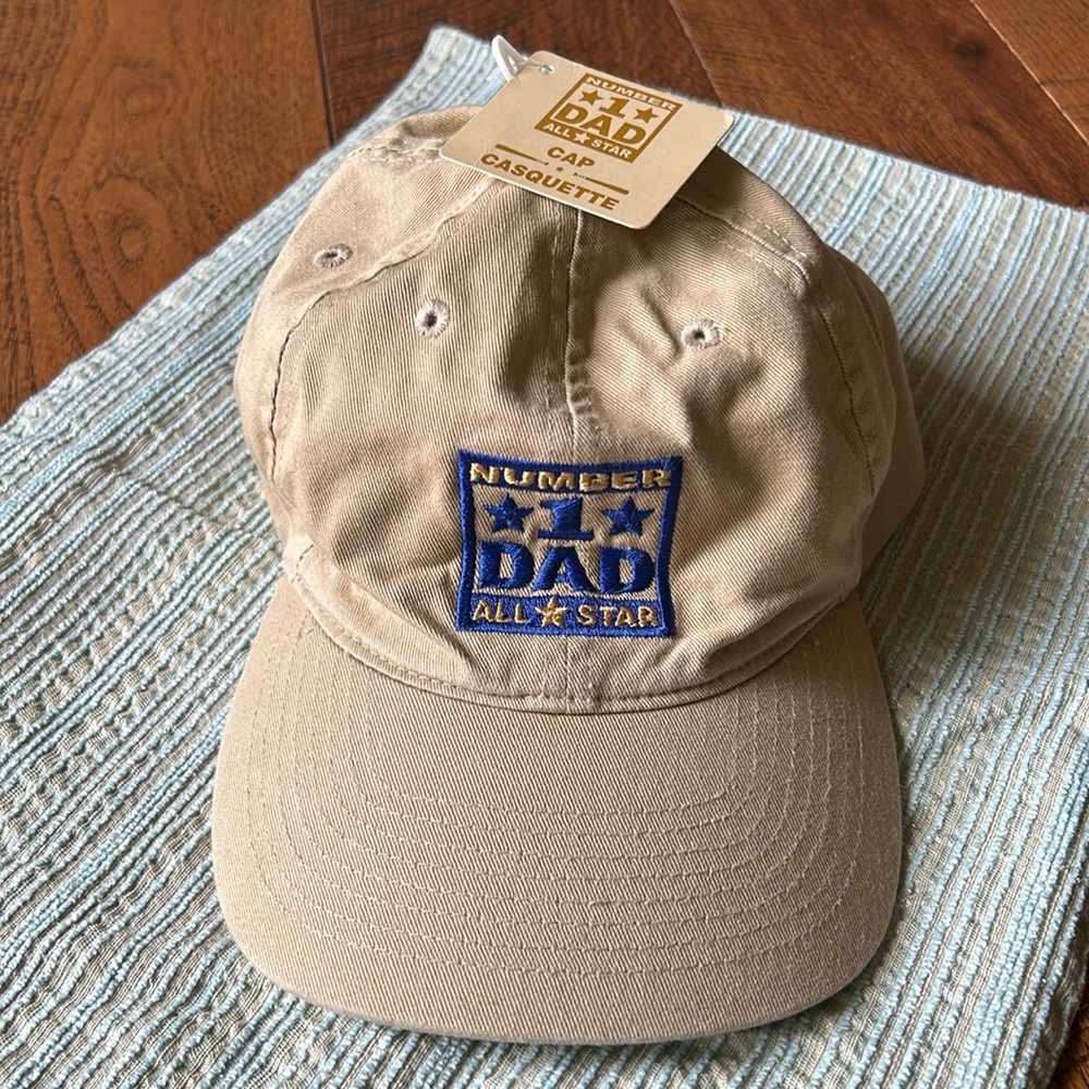 New, Never Worn Embroidered, Adjustable Cap 🌲
